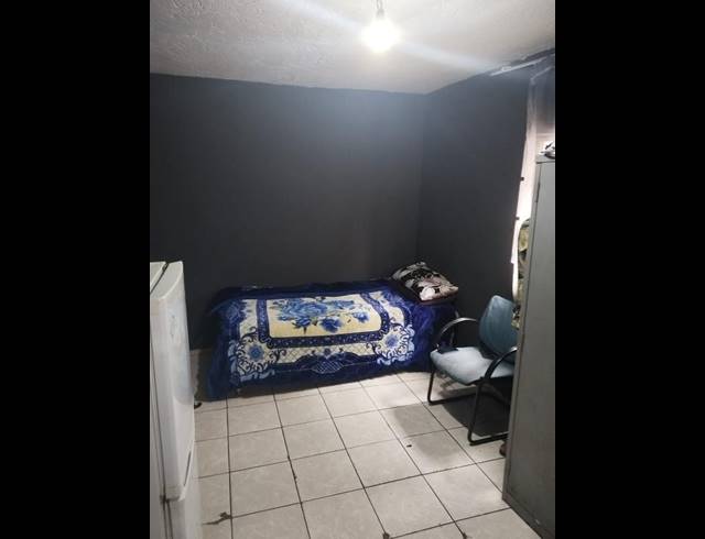 7 BEDROOM HOUSE FOR SALE IN VREDEDORP